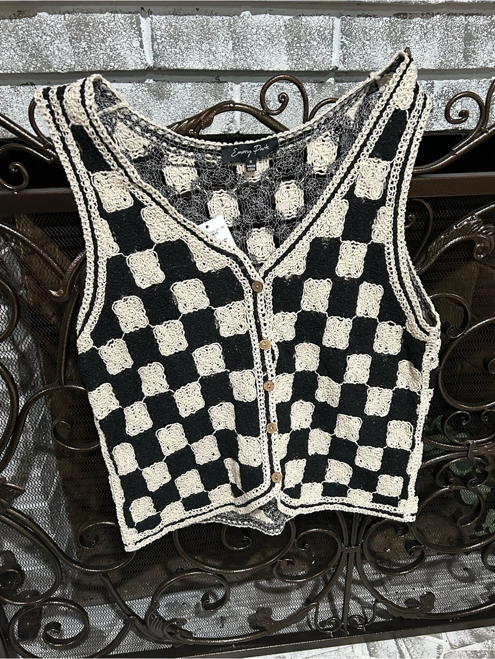 Emory Park Black and Cream Crochet Checkerboard Button Tank
